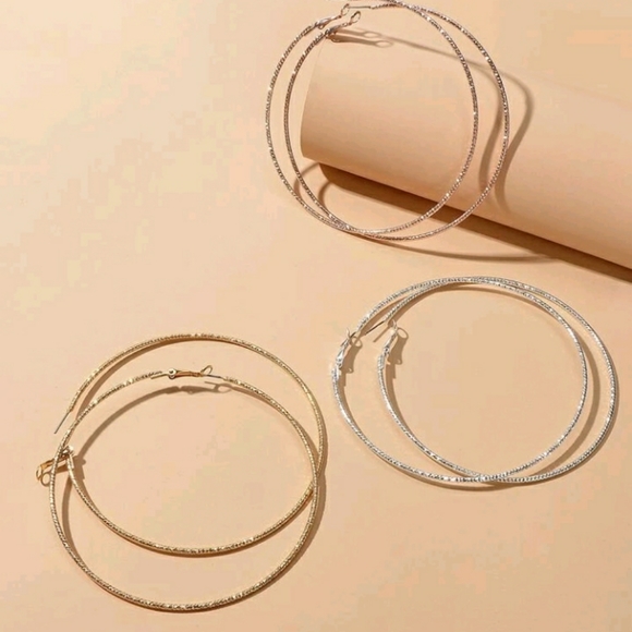 3 Pairs Glamorous Hoop Earrings - Picture 4 of 4